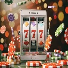 Filipino player celebrating a big PHP win on demo slot mobile platform